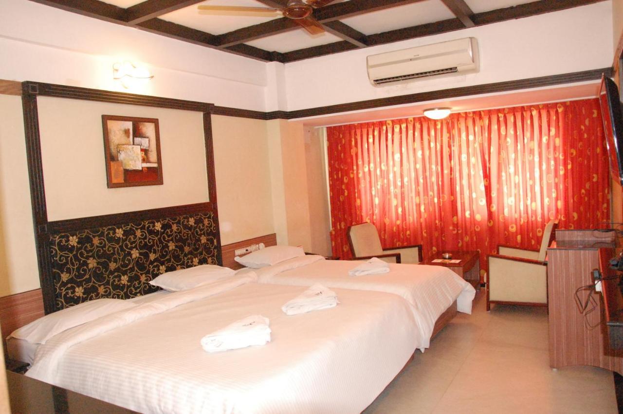 Hotel Blue Star Coimbatore Exterior photo