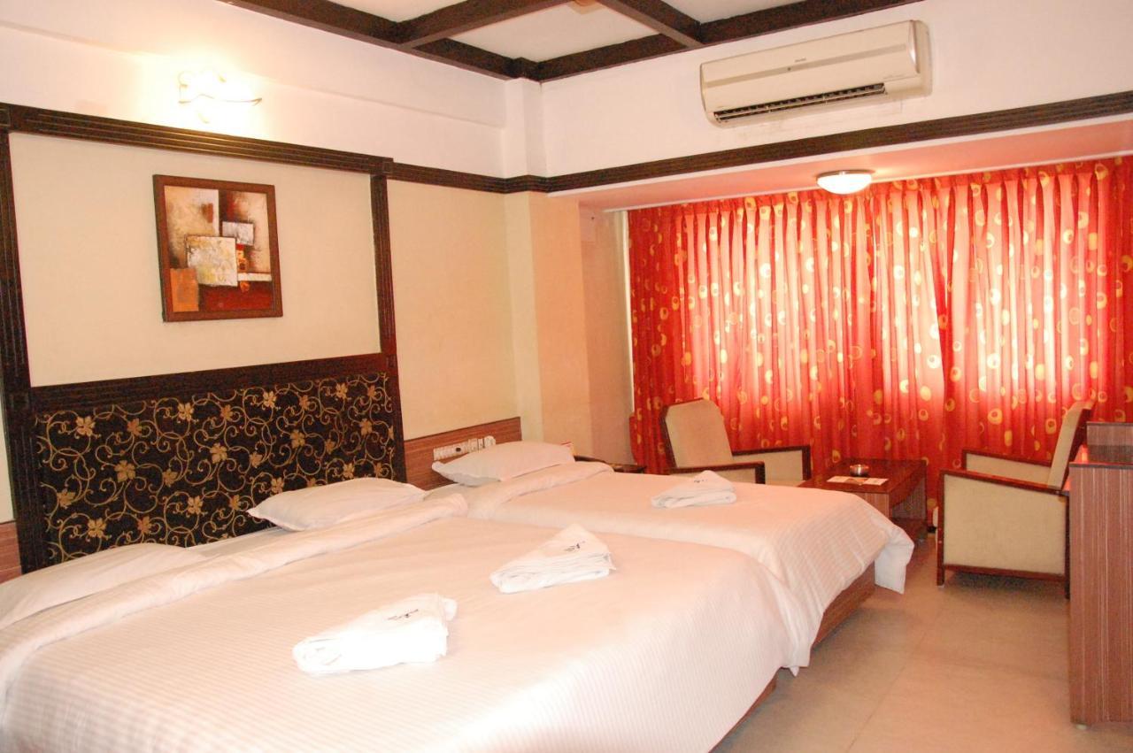 Hotel Blue Star Coimbatore Exterior photo